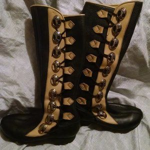 Son of Sandlar 9 Button Boots